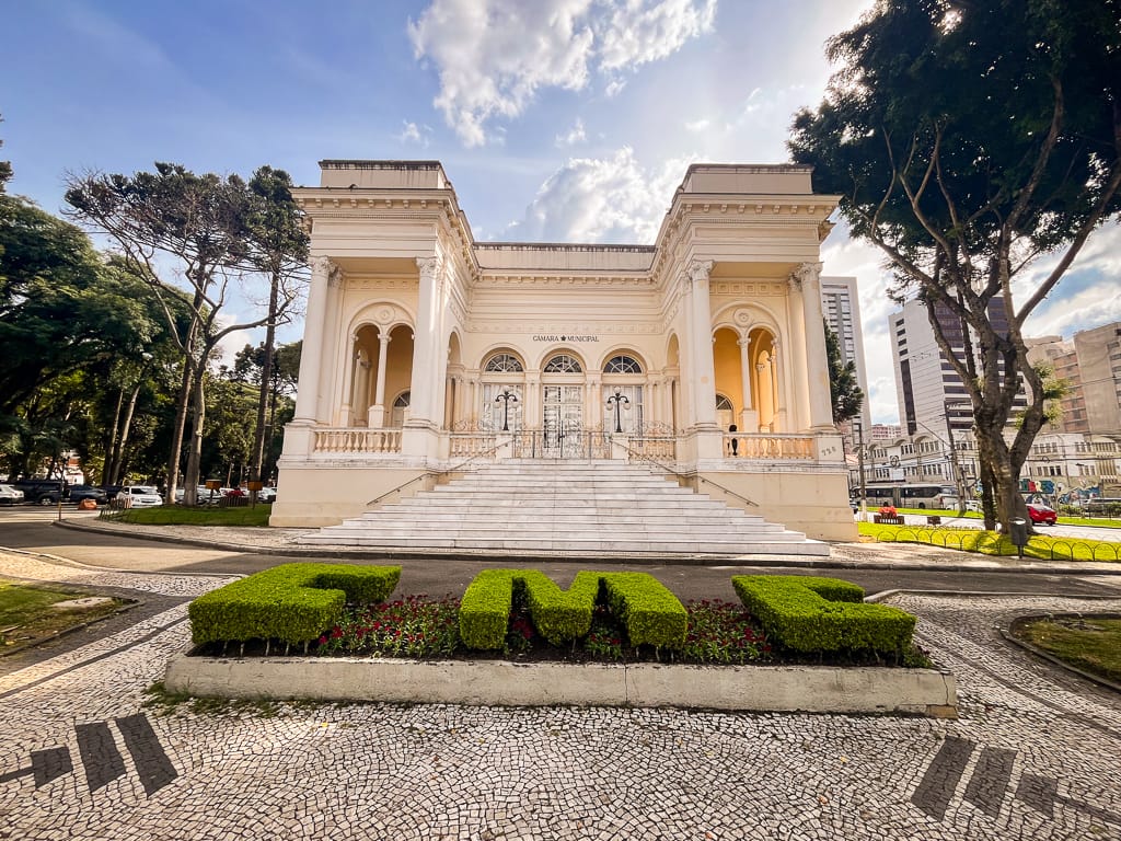 fachada câmara de Curitiba