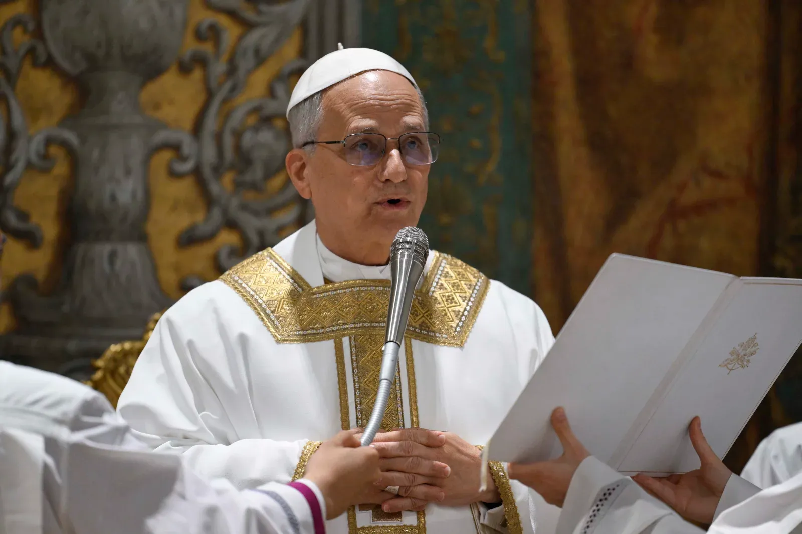Papa Leão XIV e as Famílias do Século XXI: uma reflexão com humildade