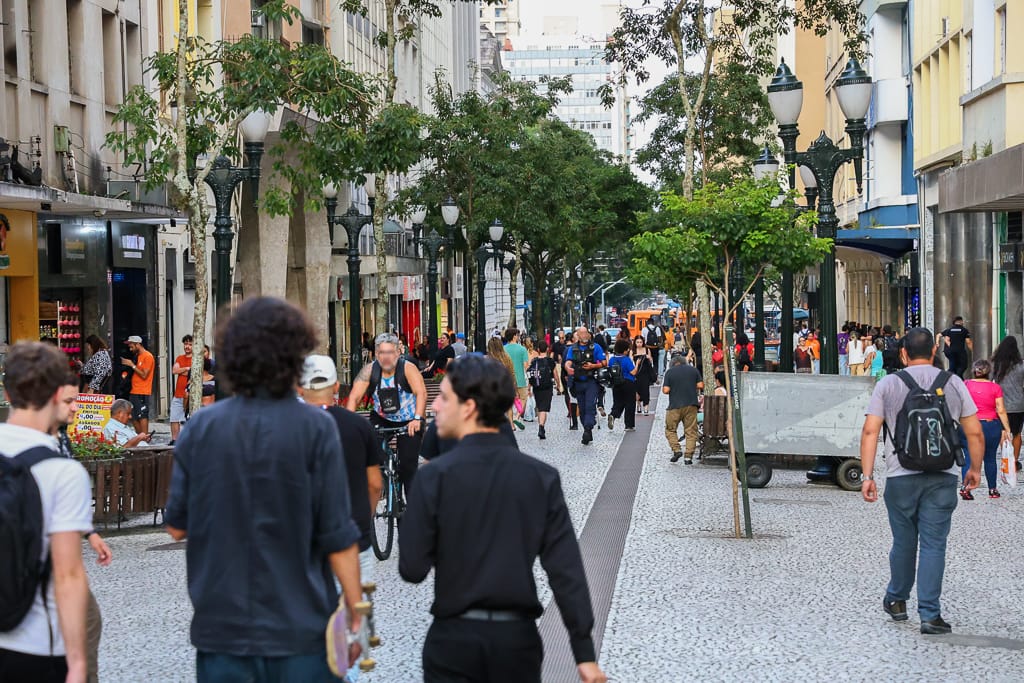 Curso propõe redescoberta da Rua XV como paisagem cultural de Curitiba
