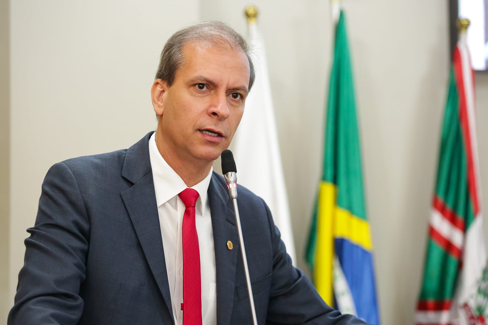 Secretário de Esporte de Curitiba firmou acordo para não responder por improbidade