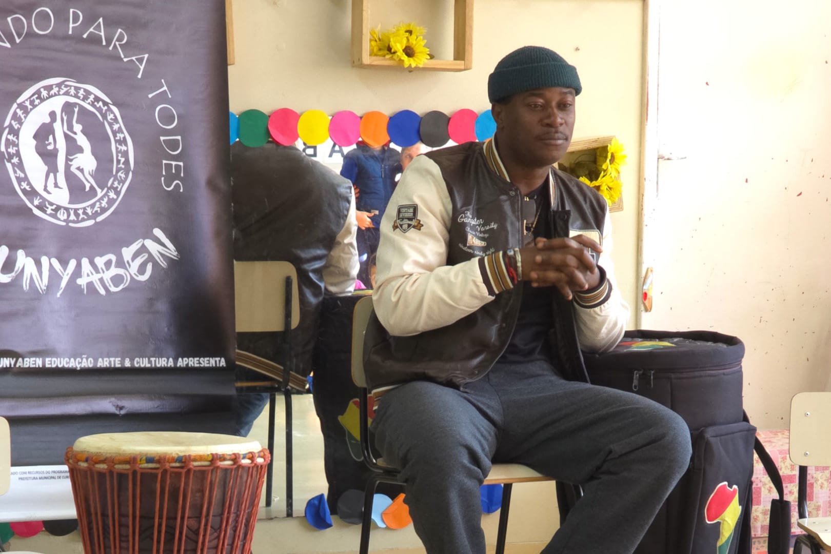 Laboratório de Africanidades Mandengues oferece aulas gratuitas de dança e percussão