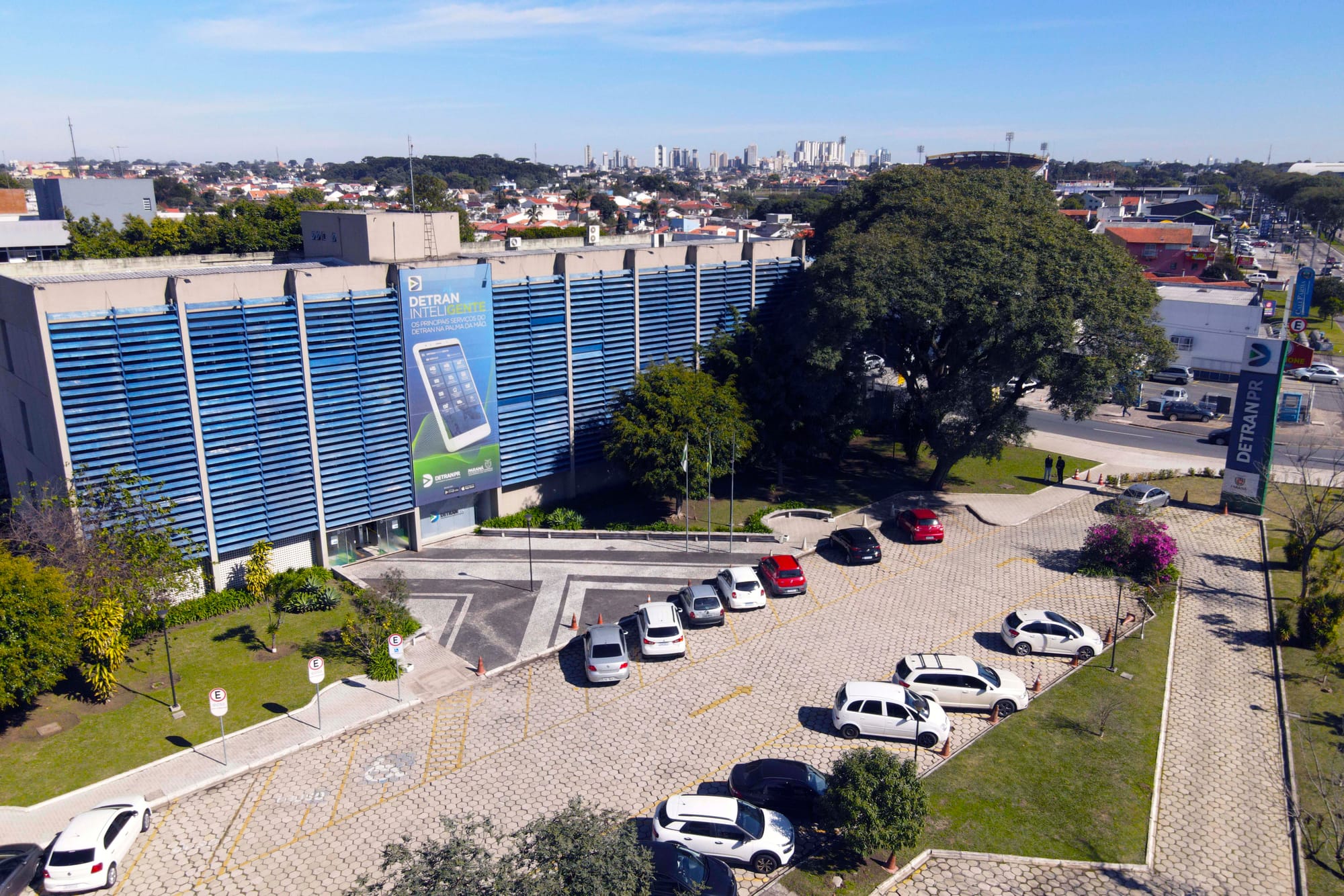 Contratos no valor de R$ 2,2 bi devem ser "privatizados" junto com a Celepar