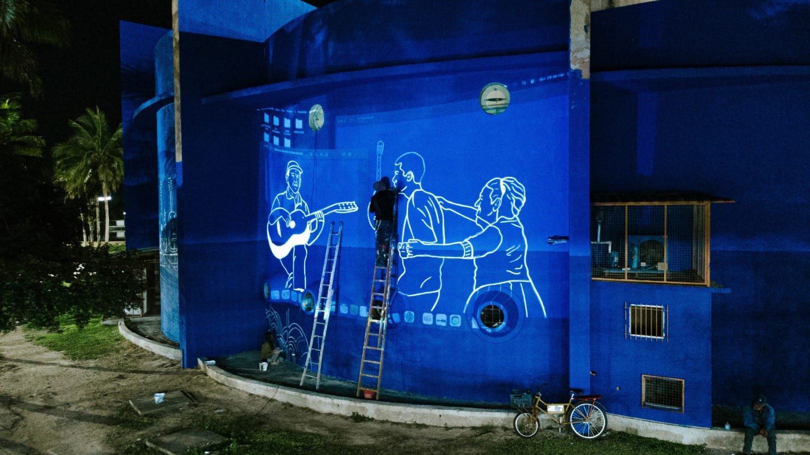Mural no Aquário de Paranaguá será entregue com baile de fandango