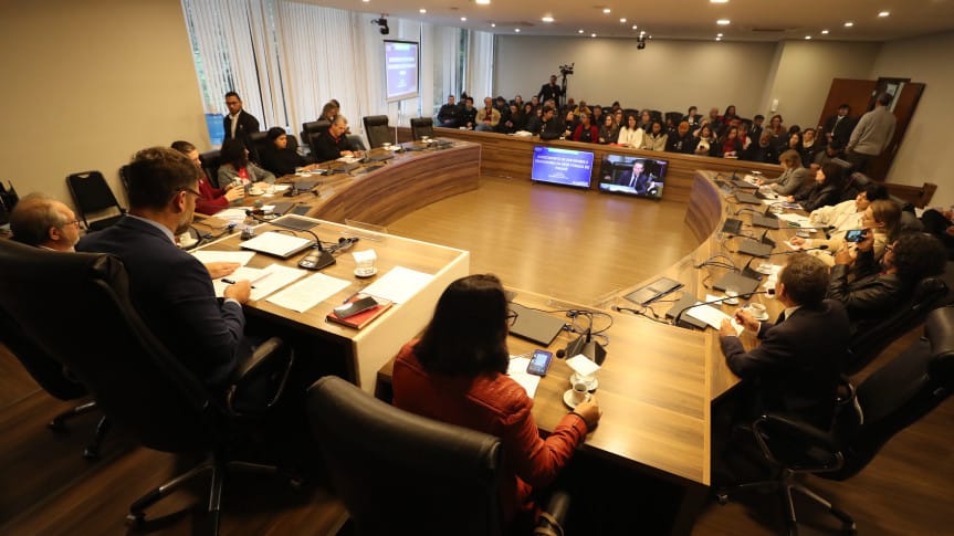 Secretaria da Educação ignora audiência sobre saúde de professores da rede estadual