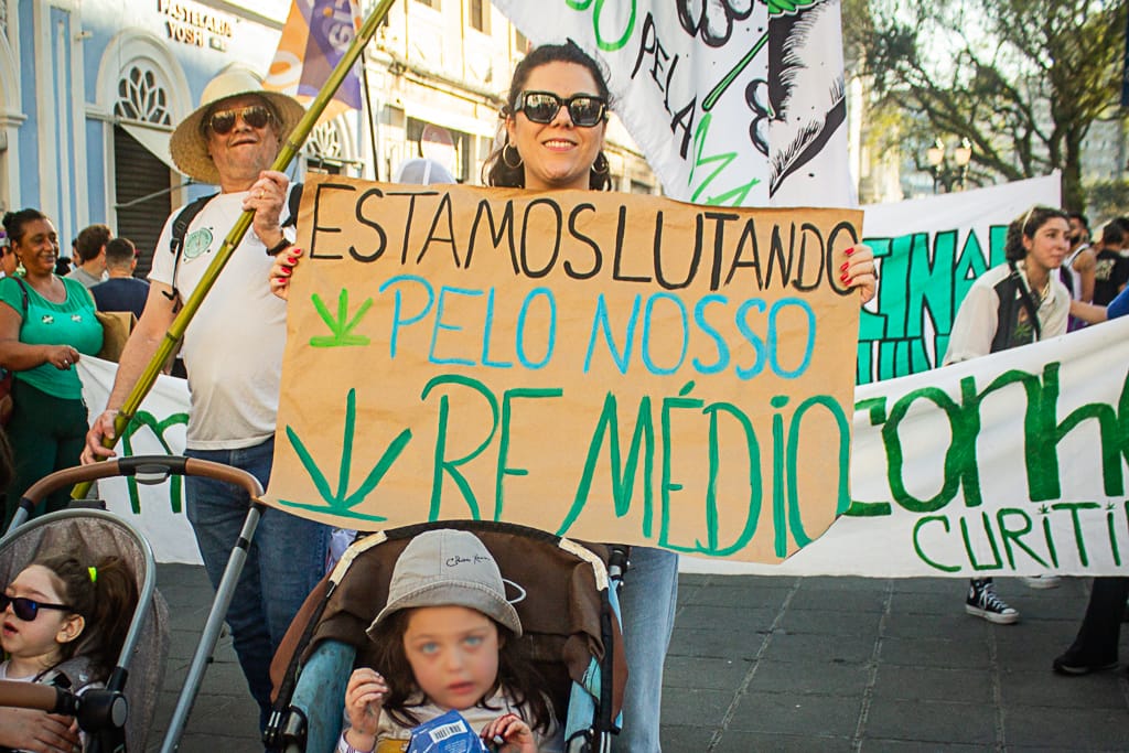Cadastro para solicitação de medicamentos à base de canabidiol no Paraná será aberto em julho
