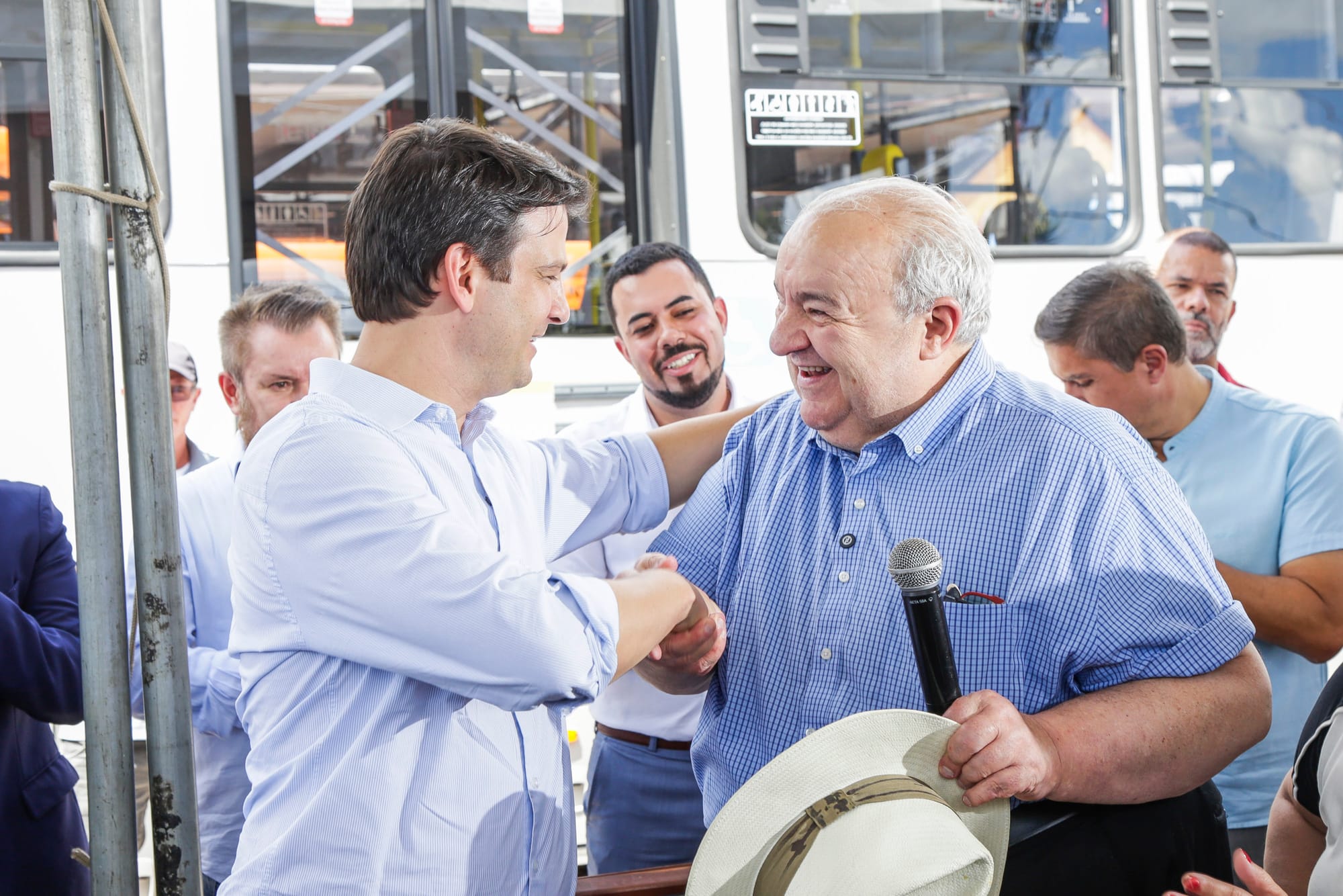 Sob Greca e Pimentel, arrecadação cresceu 60pp acima da inflação