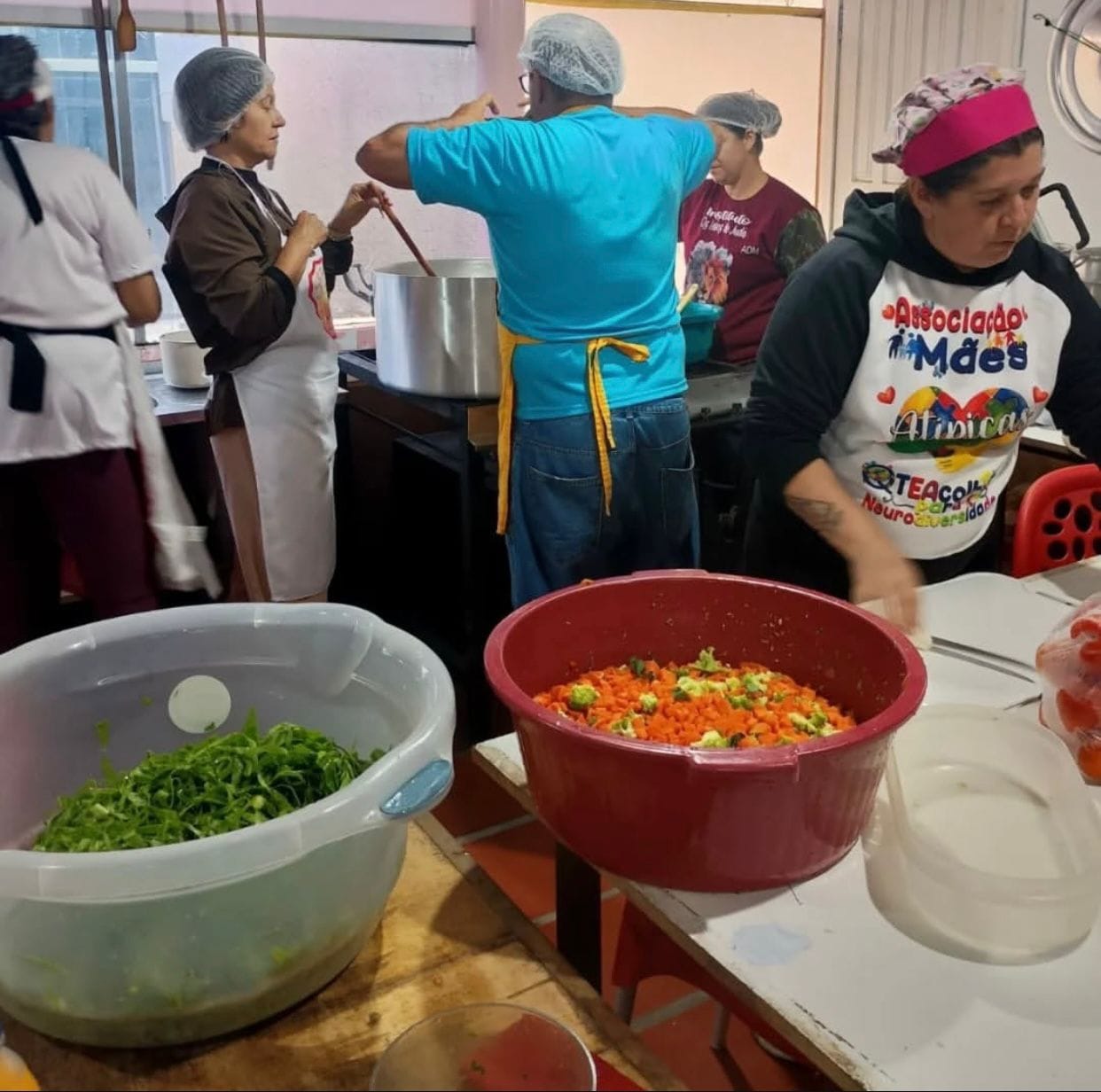 alimentos sendo preparados