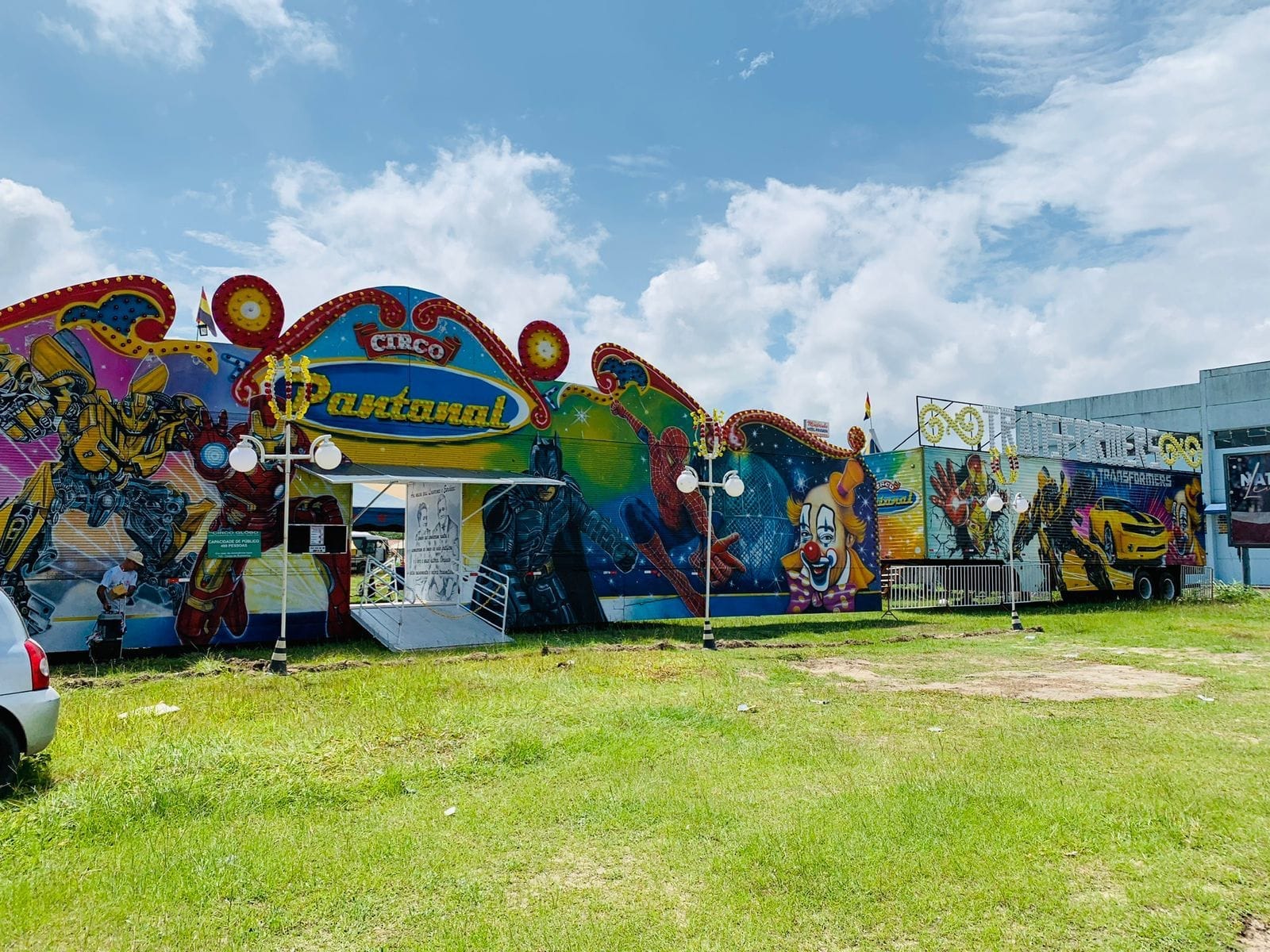 Circo com entrada gratuita para crianças neste fim de semana