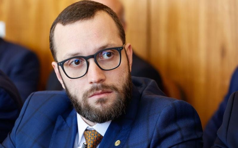 Deputado bolsonarista do Paraná denuncia país a organismos de direitos humanos