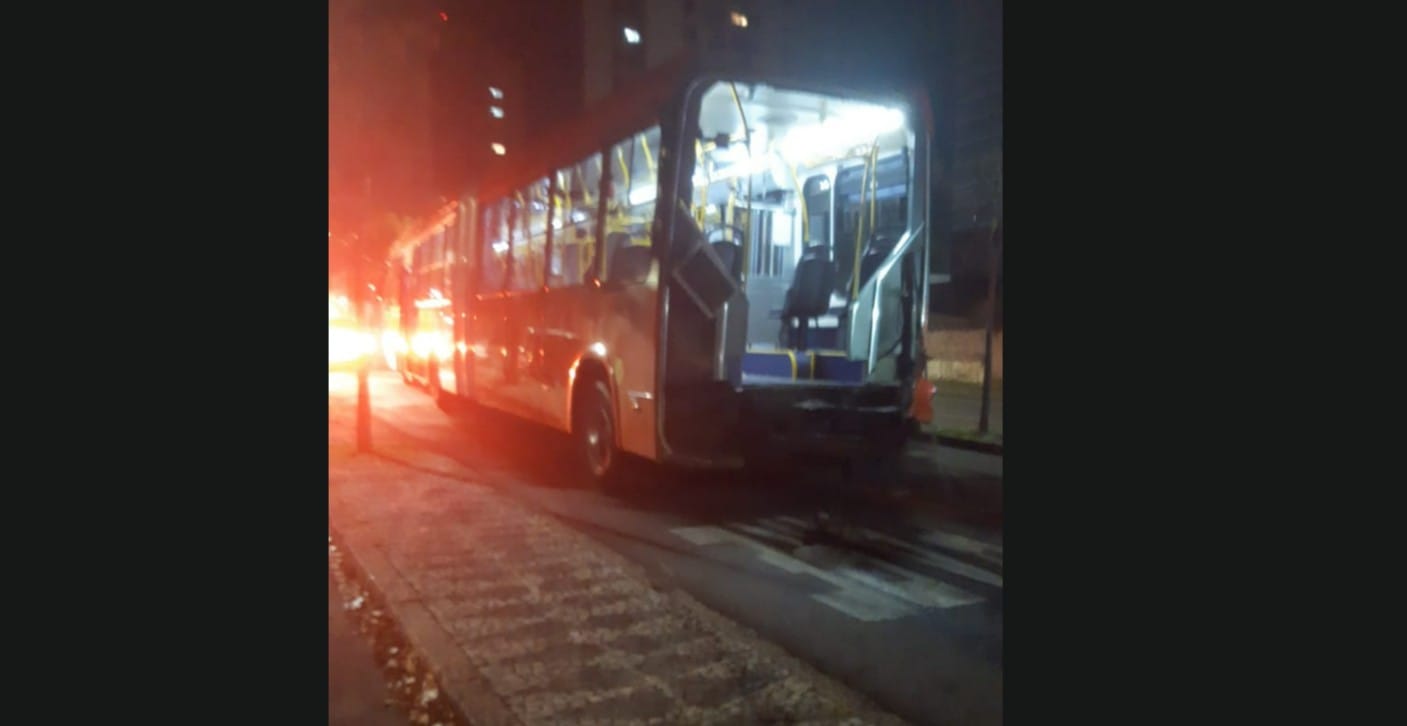 onibus biarticulado