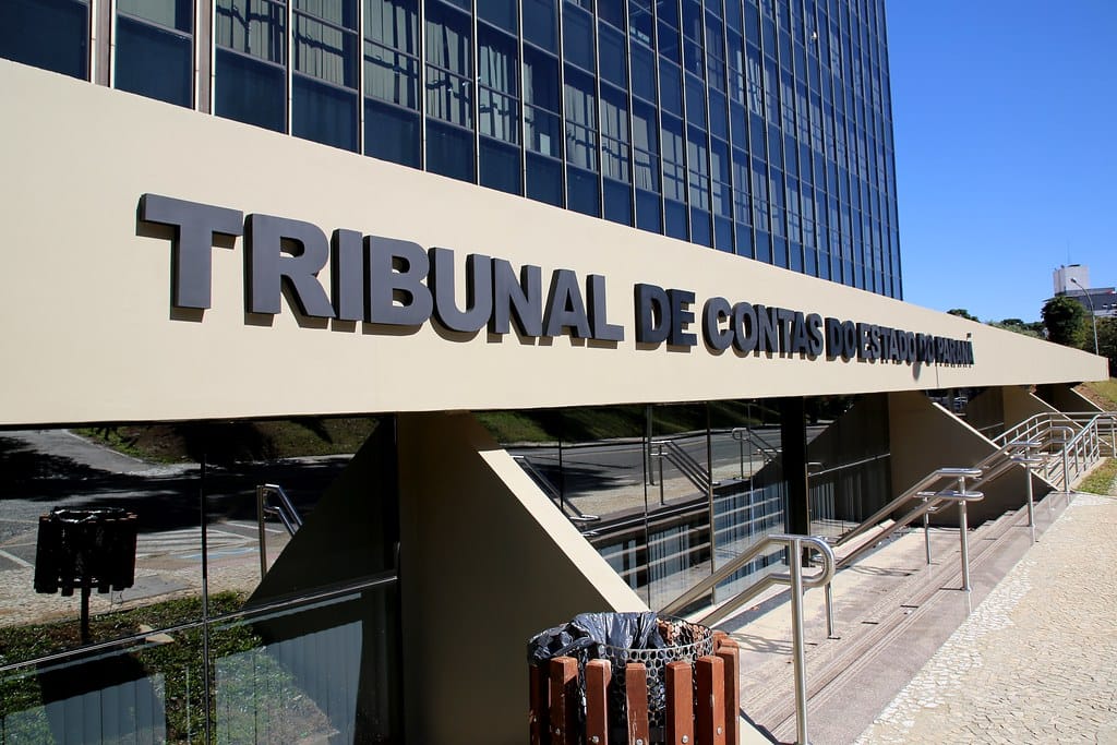 Conselheiro pede para Tribunal de Contas suspender a privatização da Celepar