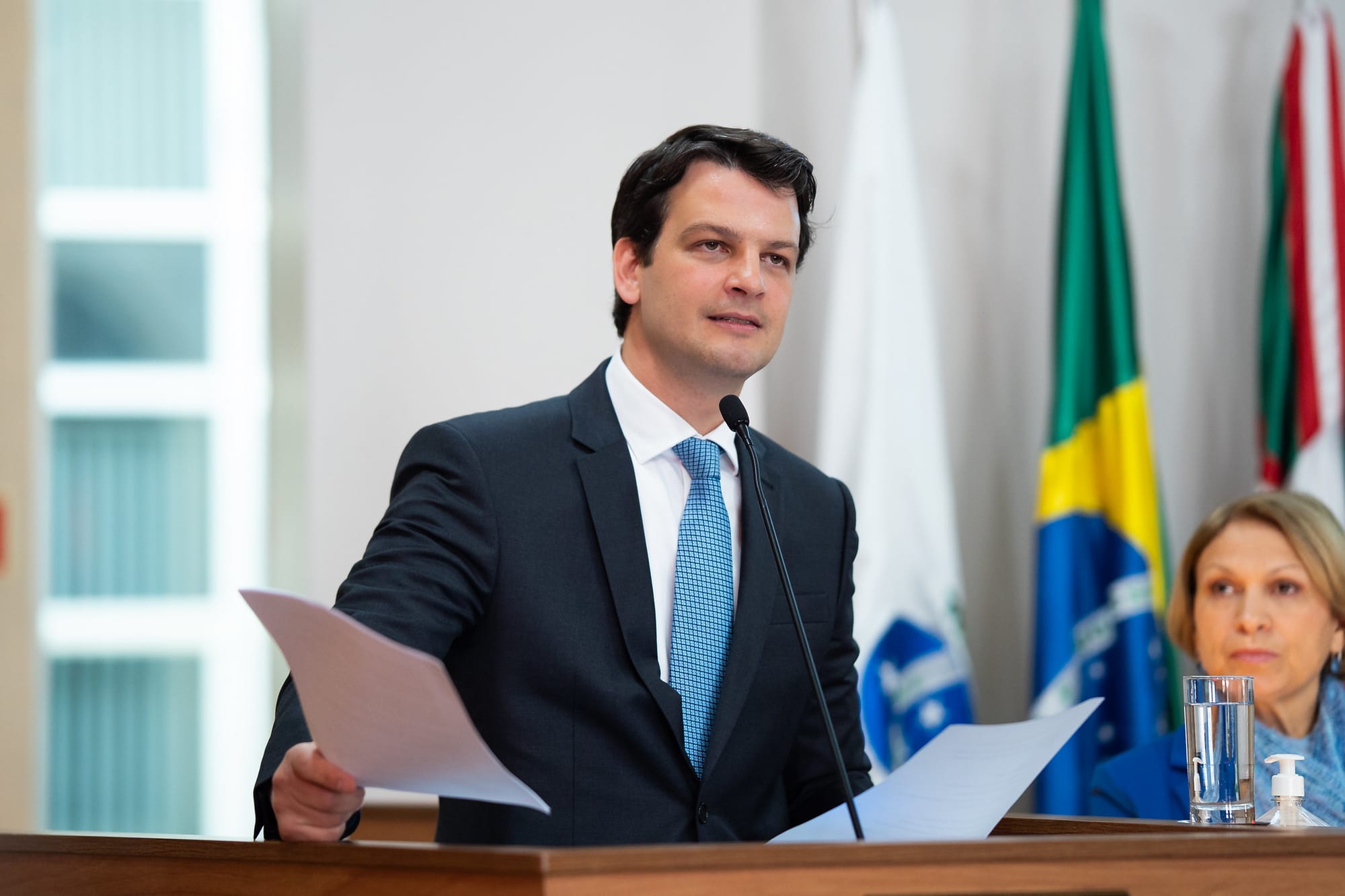 Na Câmara, Pimentel fala sobre nova concessão do transporte e do plano diretor
