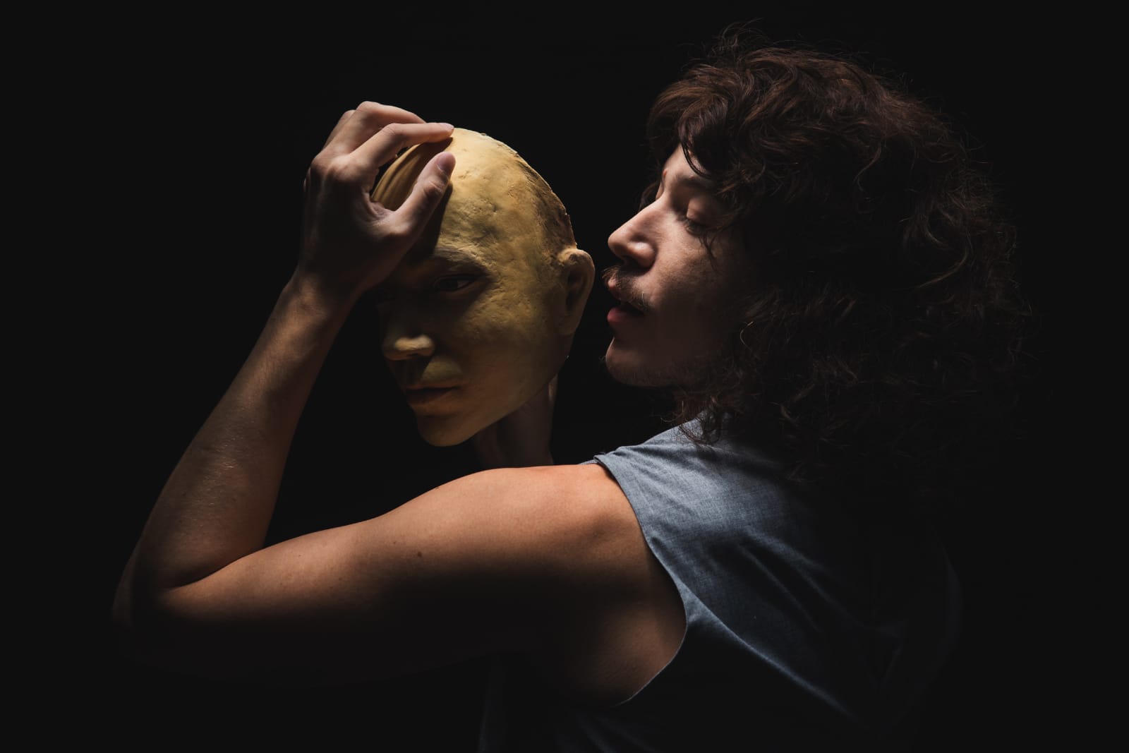 Ave Lola está em cartaz com Romeu e Julieta