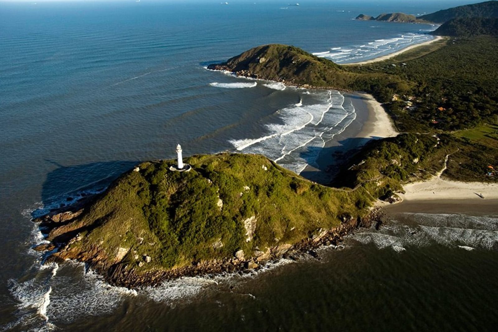 Litoral do Paraná: Em agosto, não dá praia. Mas dá muita música boa