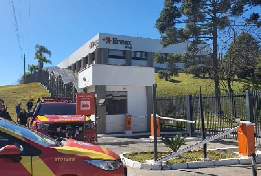 MPT instaura inquérito para investigar explosão em Quatro Barras; nove pessoas morreram