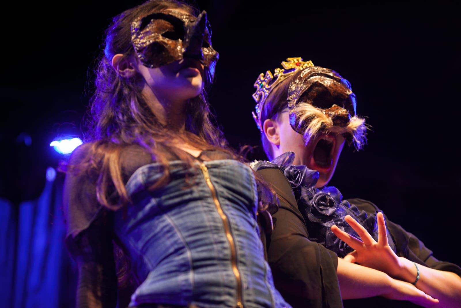 Espetáculo “Macbeth 333” encerra temporada em Curitiba