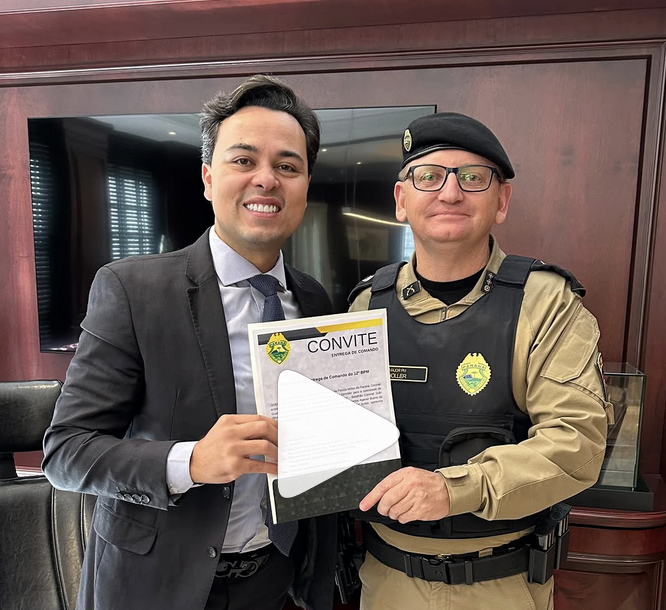 Comandante de batalhão da PM faz visita de cortesia a advogado que causou tumulto na UFPR