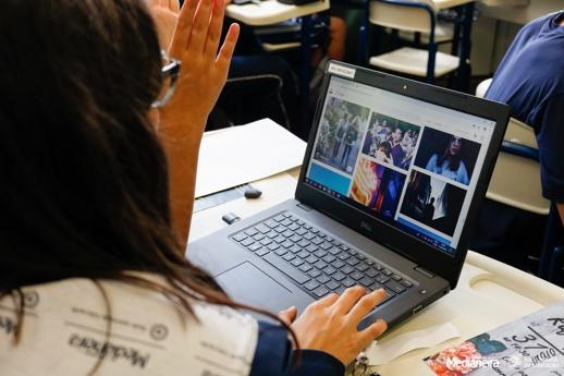 Pessoa na frente de um laptop

O conteúdo gerado por IA pode estar incorreto.