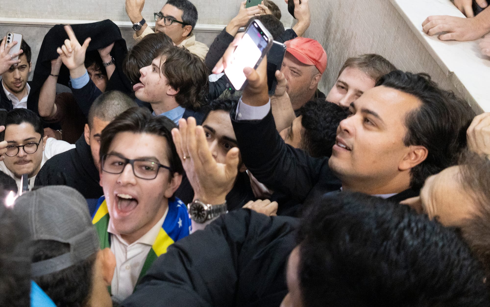 UFPR não devia receber eventos como o do vereador do Novo