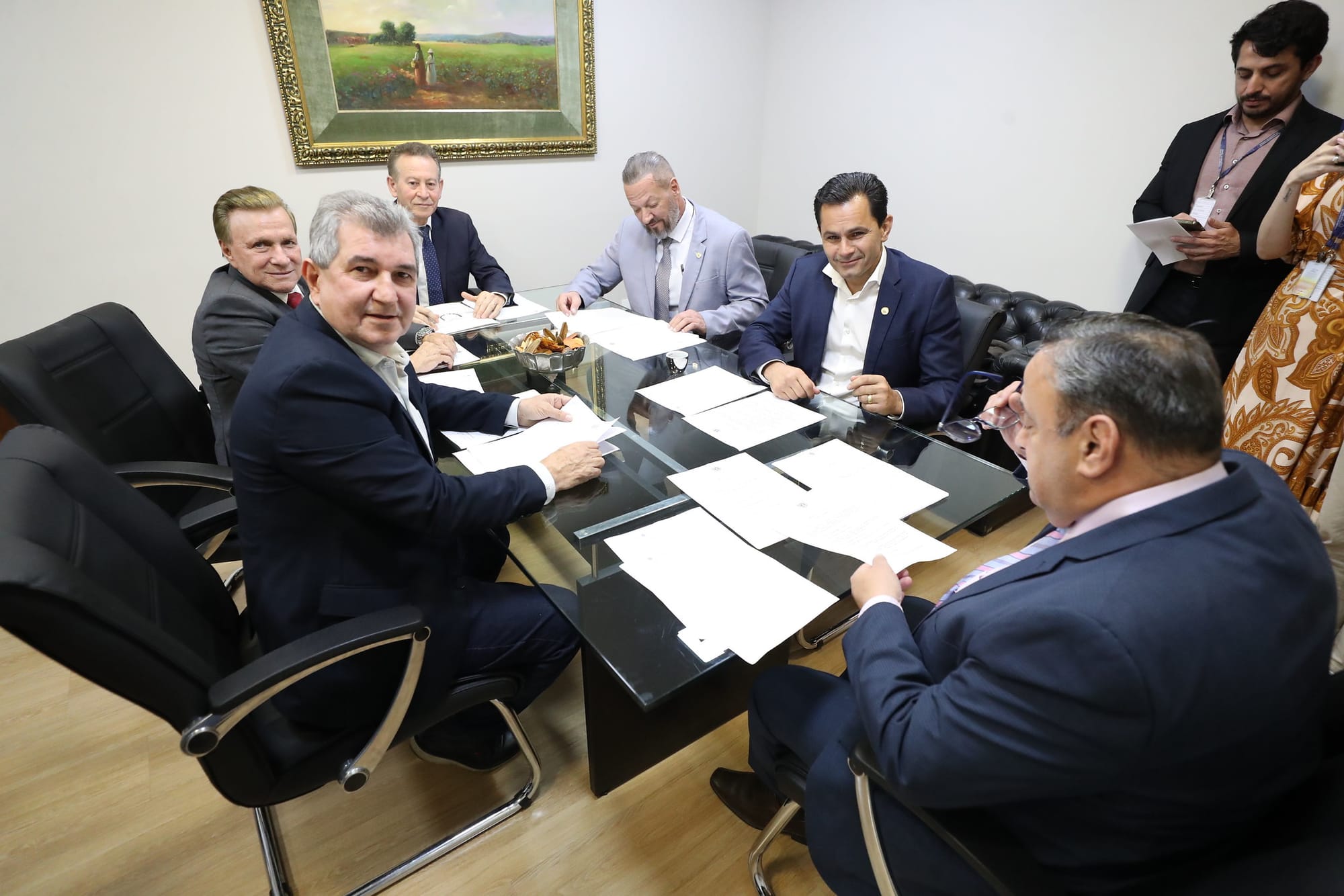 Pautas bolsonaristas dominam a Comissão de Educação da Assembleia