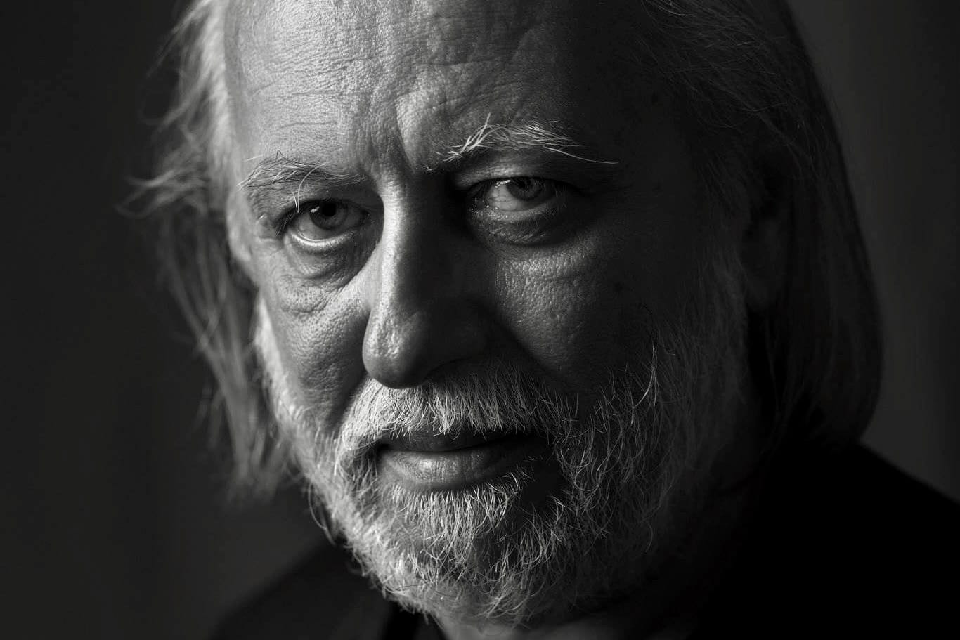 László Krasznahorkai, “mestre húngaro do apocalipse”, vence Nobel de Literatura 2025