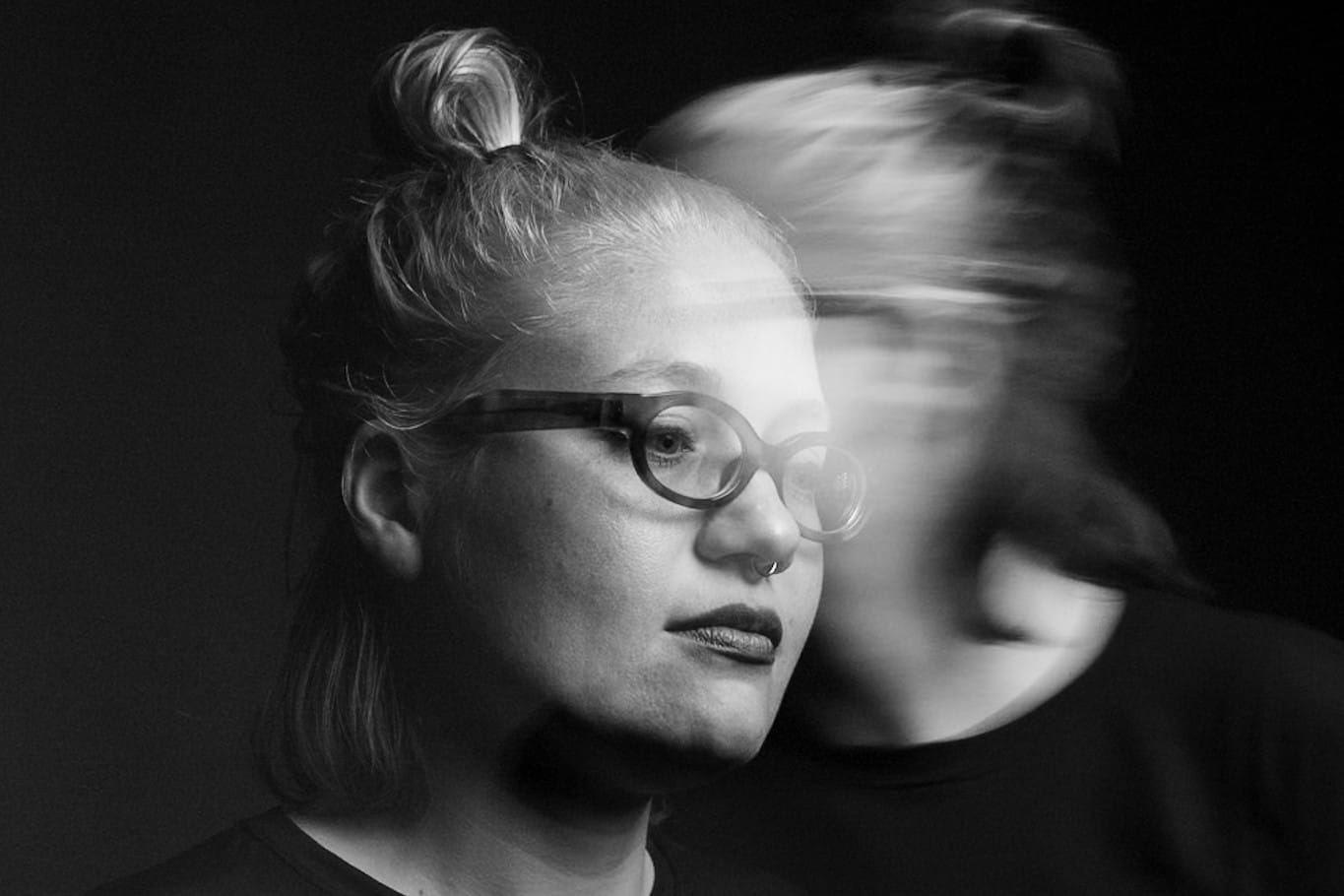 Érica Storer: “O meu trabalho parte da performance como uma forma de entender a métrica capitalista do corpo"