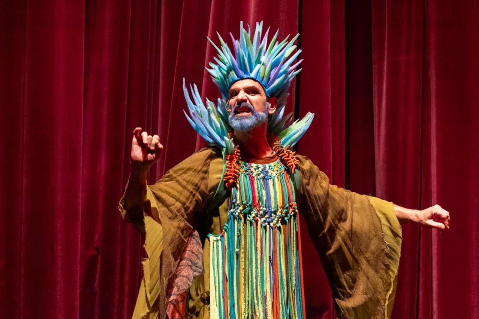 oficina gratuita de Fantasias Carnavalescas Ricardo Garanhani