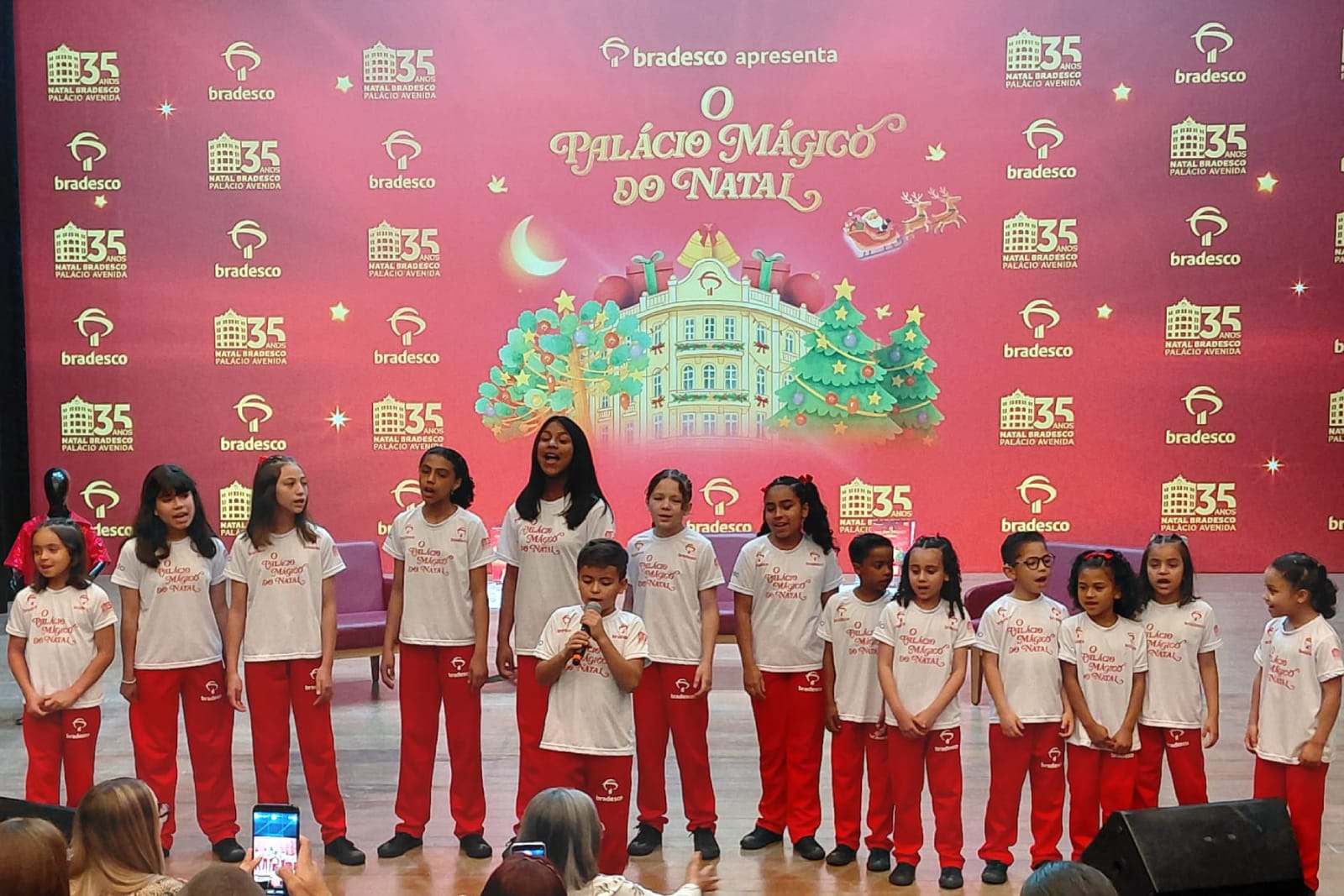 Natal do Palácio Avenida completa 35 anos e dobra número de apresentações