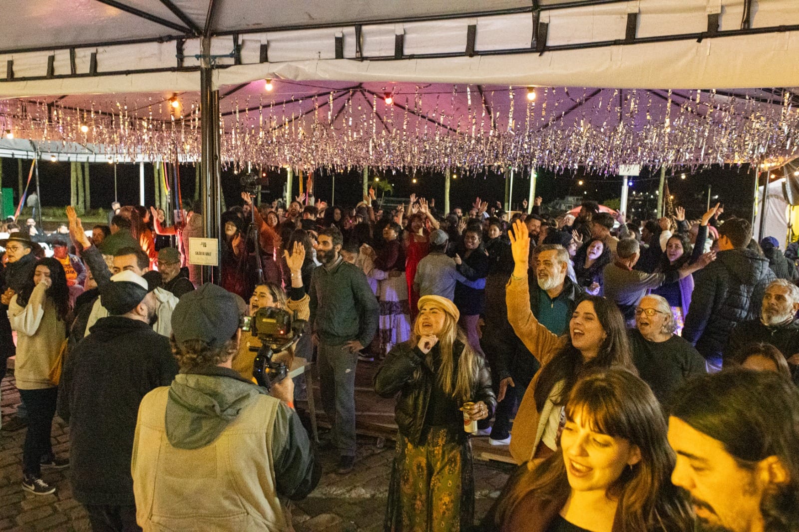 Tradição caiçara movimenta o litoral do Paraná na 16ª Festa Nacional do Fandango