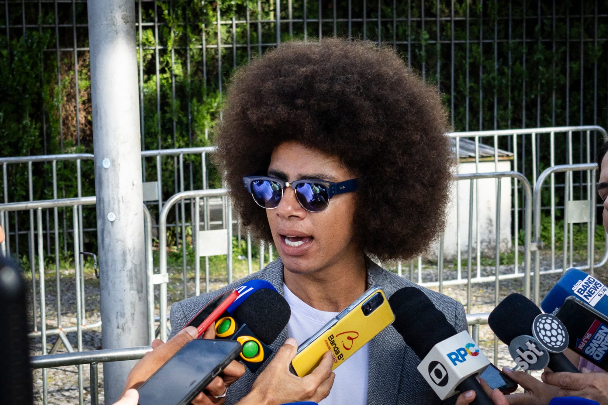 Renato Freitas diz que agiu para defender companheira grávida; vídeo mostra agressão anterior contra manobrista