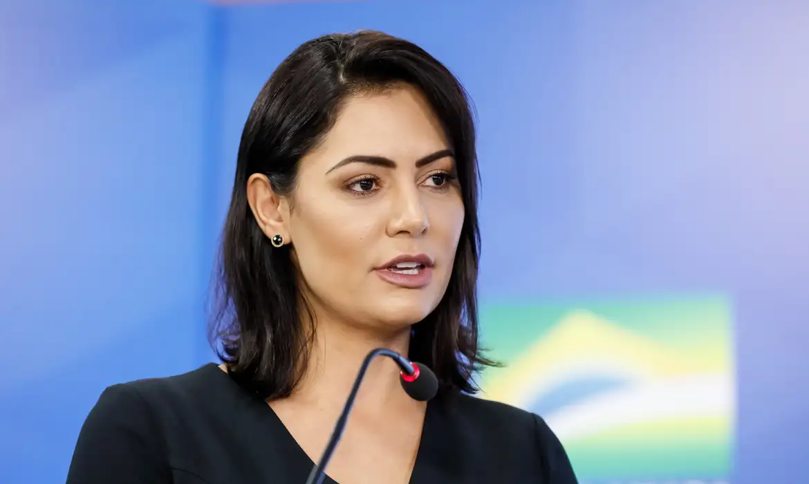 Câmara vota segunda Cidadania Honorária para Michelle Bolsonaro