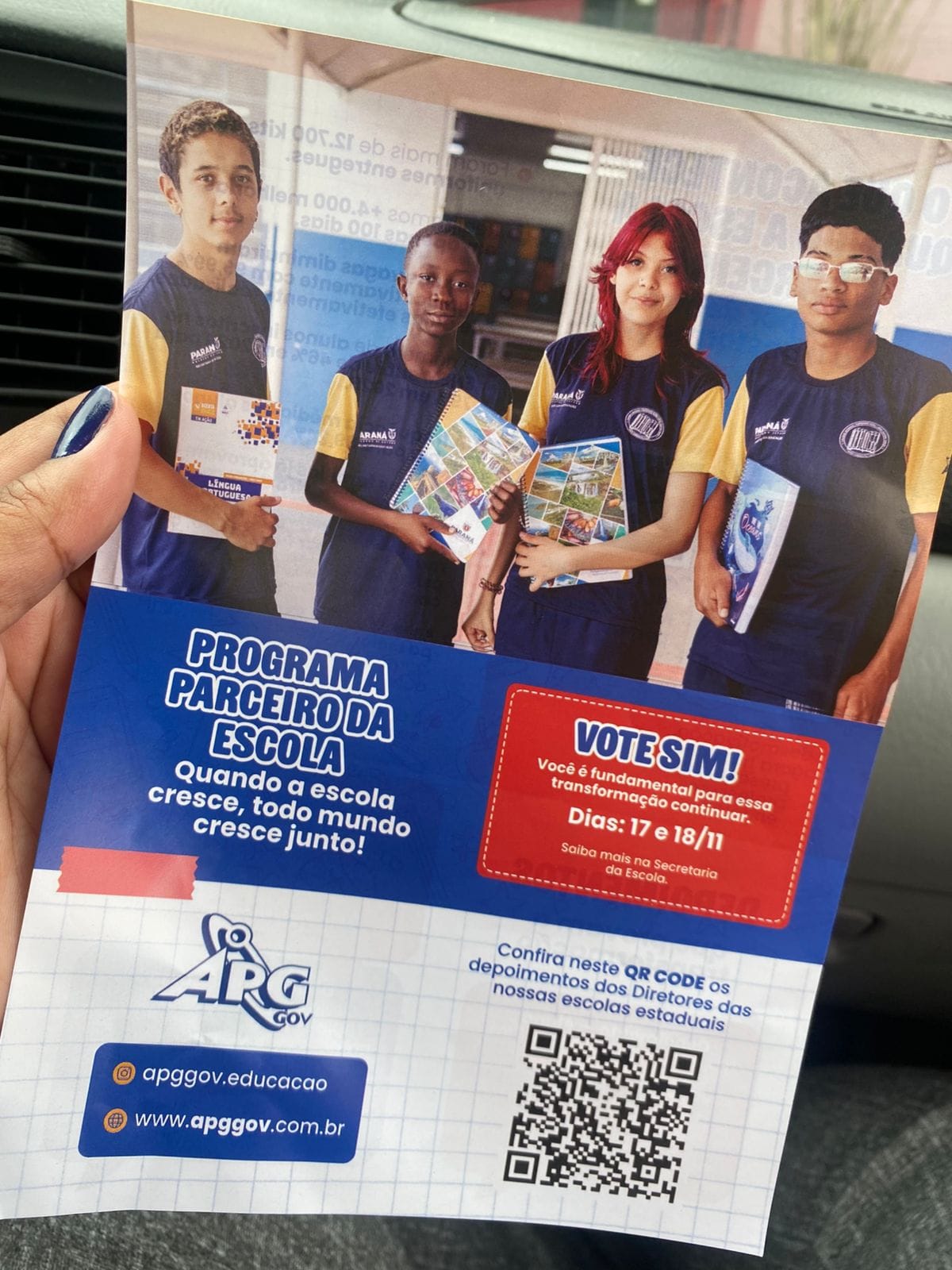 panfleto com qr code