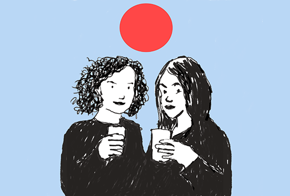 Mulheres com cervejas em mãos