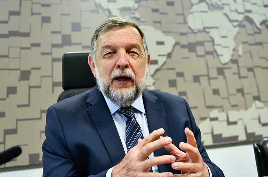 Flávio Arns confirma voto a favor do PL da dosimetria, que diminui pena de Bolsonaro