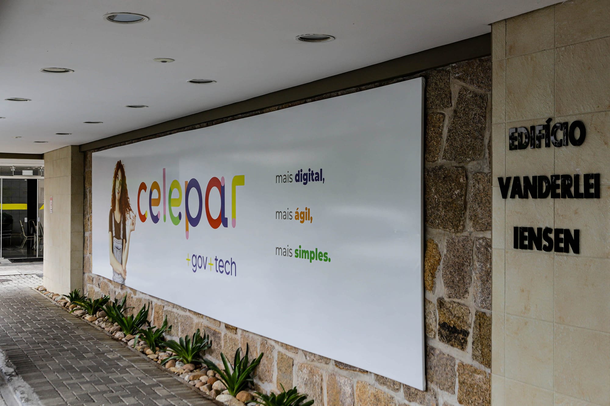 Justiça do Trabalho mantém PDV da Celepar suspenso