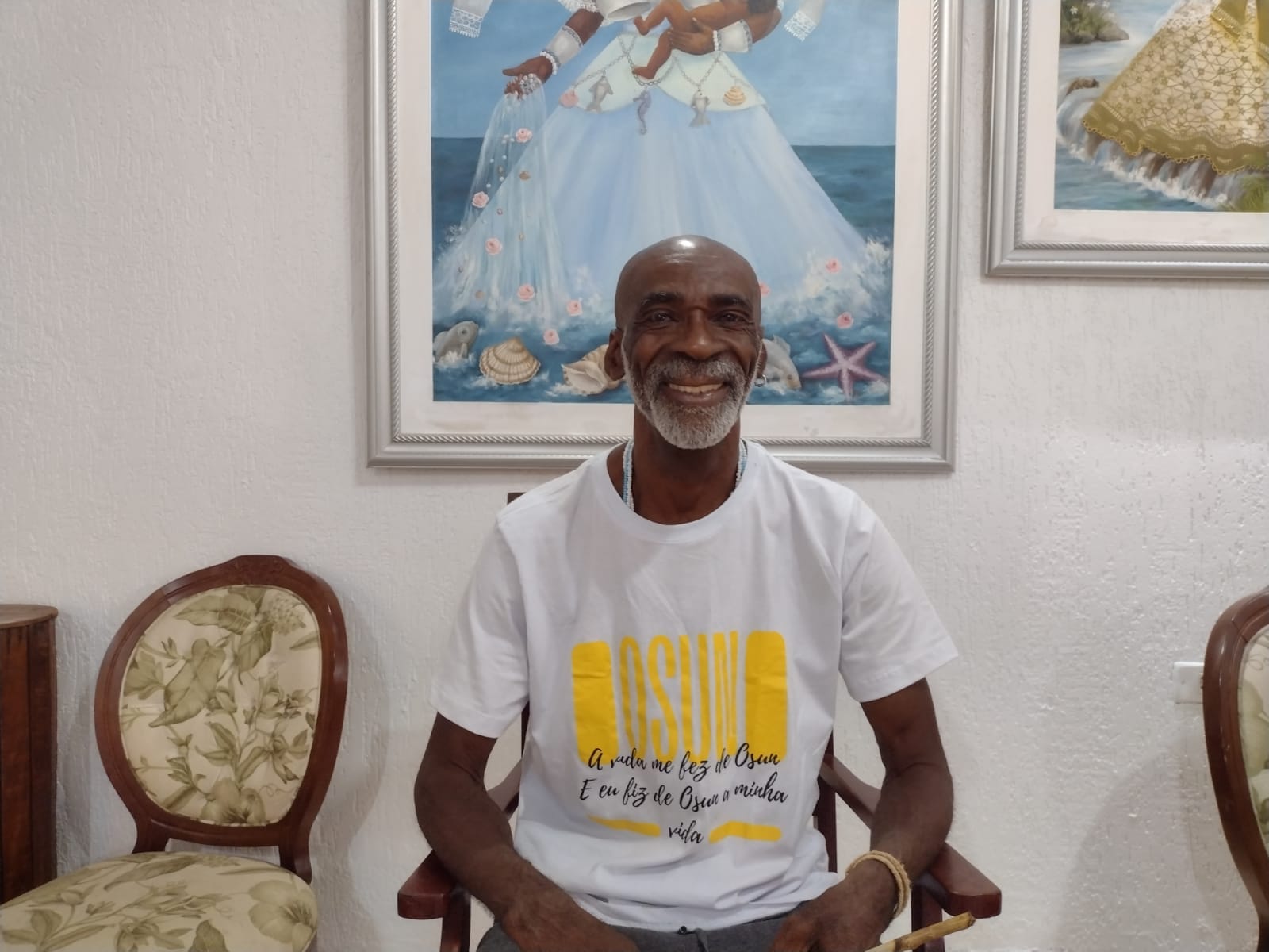 “Precisamos de um mundo onde a gente não precise se defender por conta da cor da nossa pele”