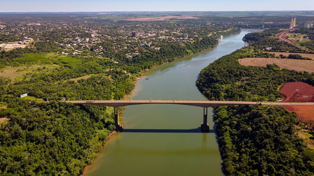Conselho diz que decisões “de cima” prejudicam turismo em Foz do Iguaçu