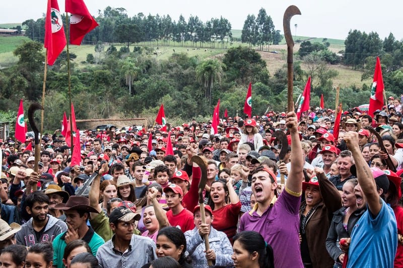 MST conquista assentamento para 2 mil famílias no Centro-Oeste do Paraná