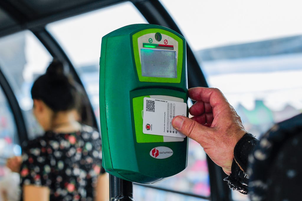 Prefeitura de Curitiba anuncia congelamento da tarifa de transporte em R$6