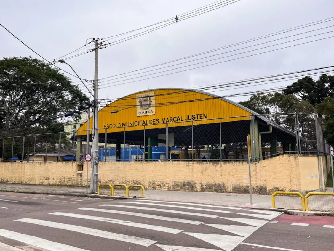 Estudante com paralisia cerebral não consegue apoio pedagógico em escola de Curitiba