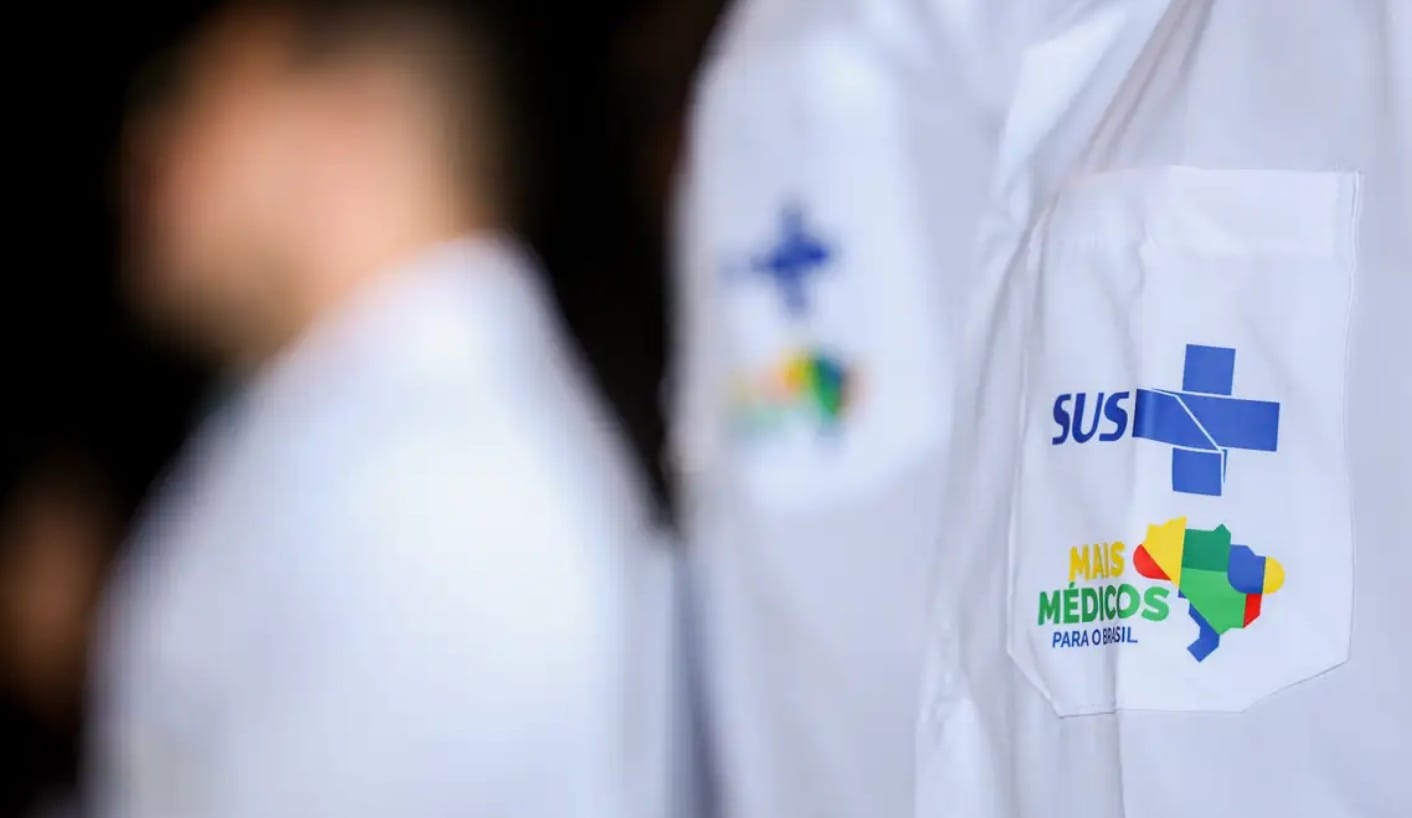 jaleco de médico do mais médicos com logo do sus