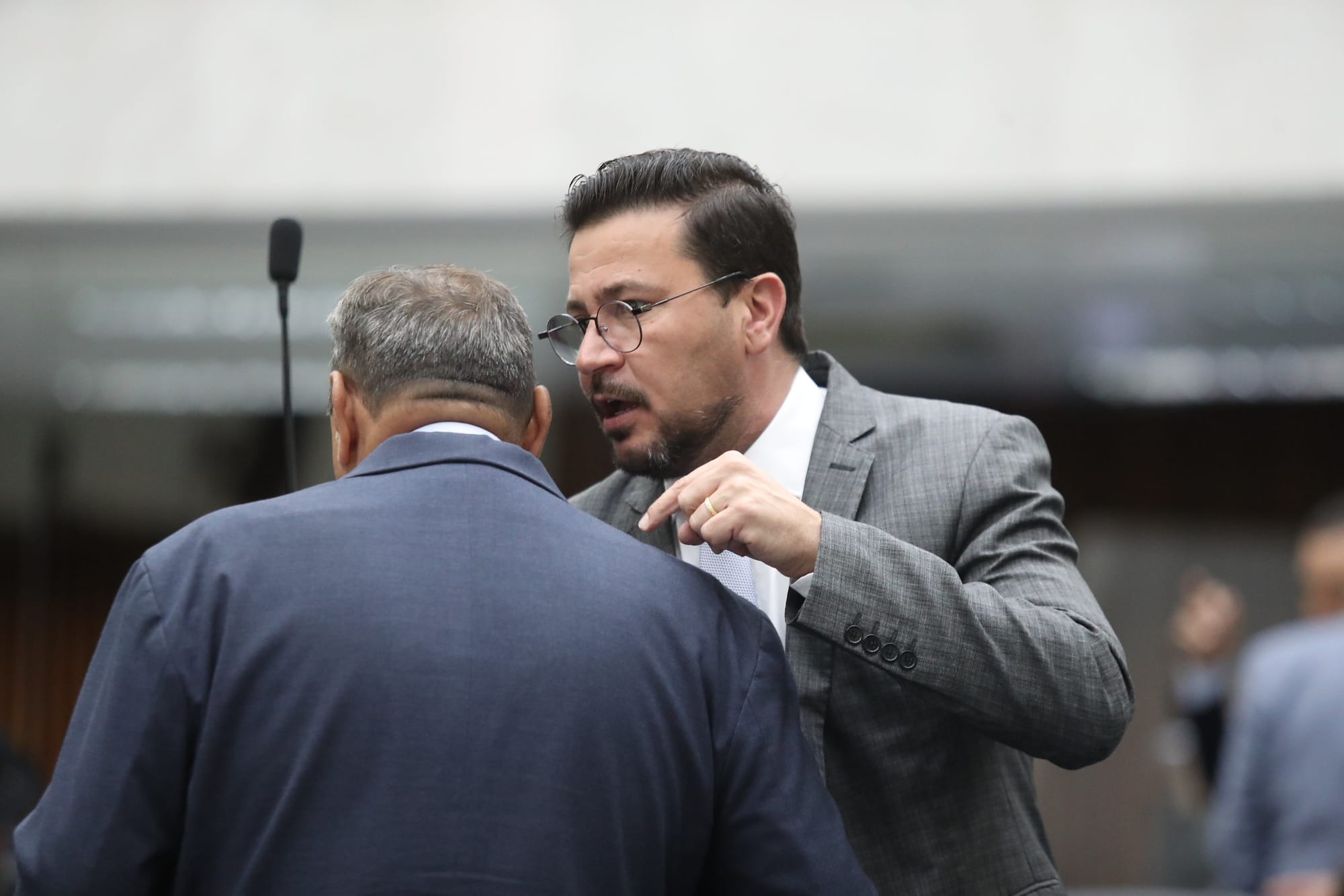 "Aqui só tomam providências contra o Renato Freitas", diz líder da oposição após ataque de bolsonarista na Alep