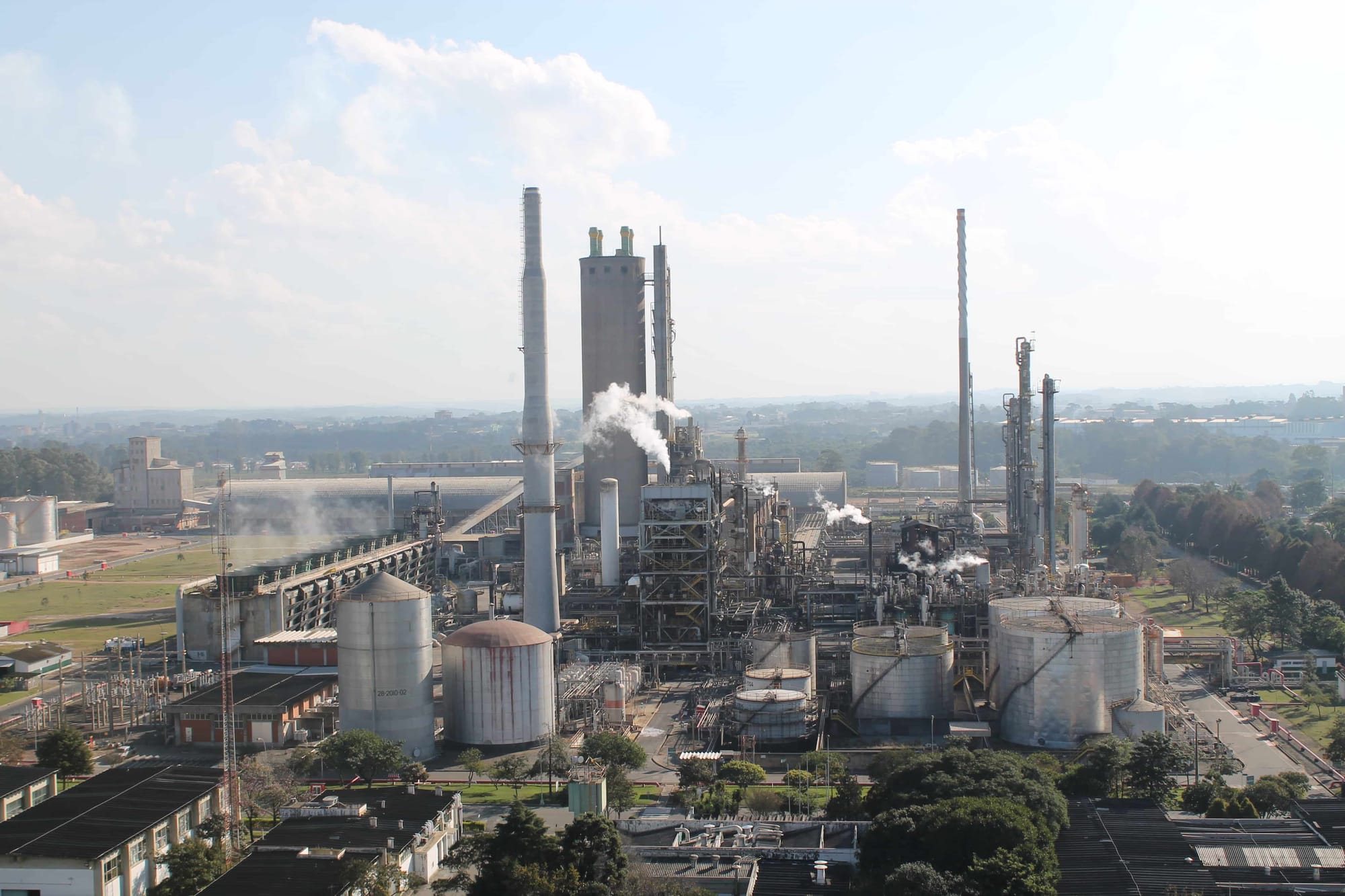 Processo seletivo em subsidiária da Petrobras em Araucária tem 126 vagas para diversas áreas