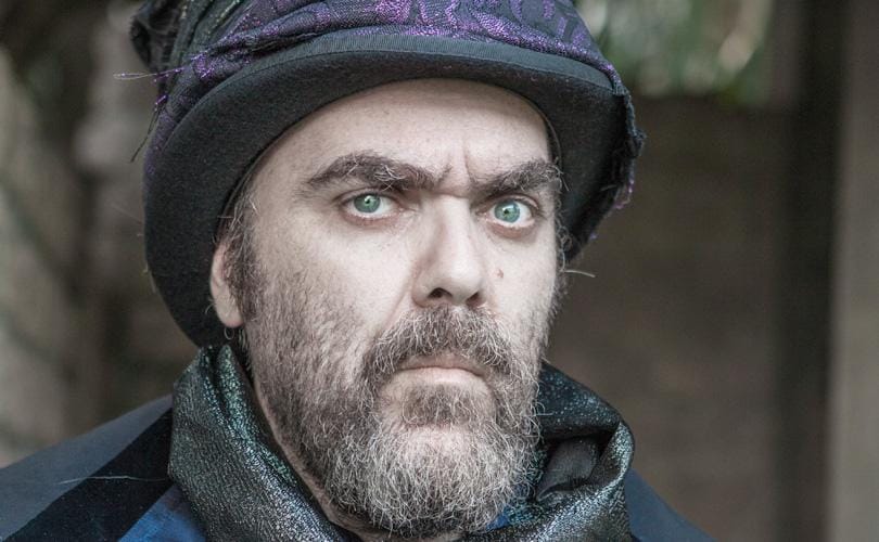 André Abujamra anuncia "show secreto" em Curitiba