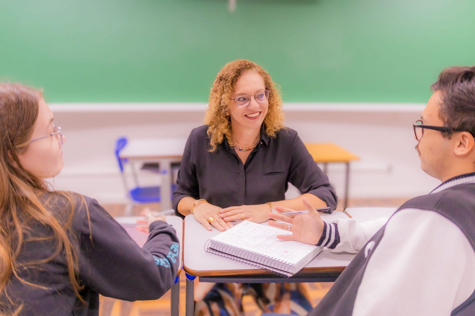 UEPG selection process has a partial suspension of the exam for faculty members.