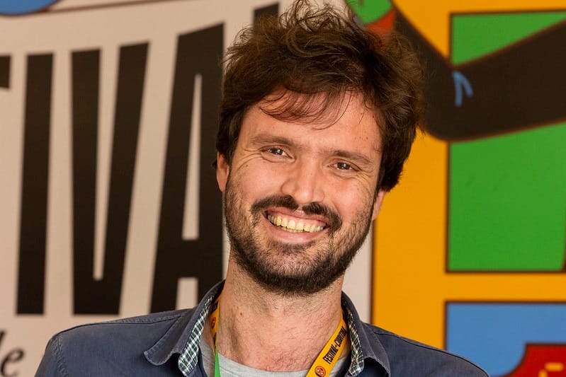Sandoval Matheus lança seu primeiro livro na Arte e Letra
