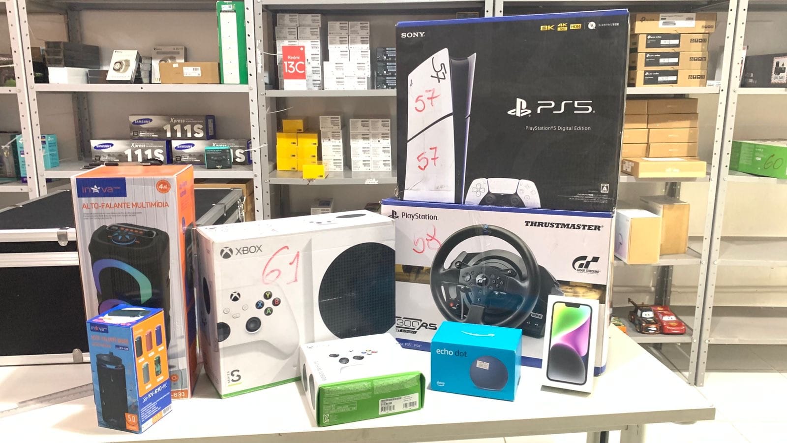 Curitiba terá bazar solidário com itens da Receita Federal no Tarumã