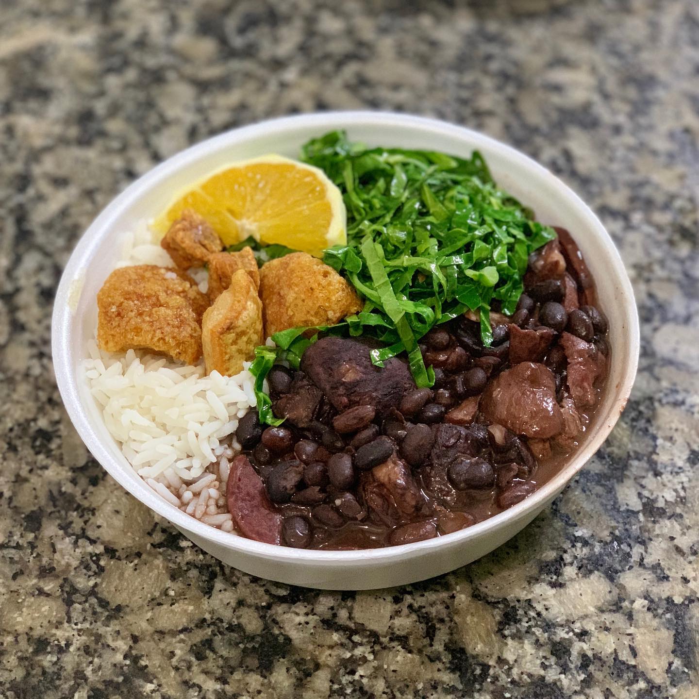 Feijoada Popular de Marmitas da Terra tendrá 8 toneladas de frijoles