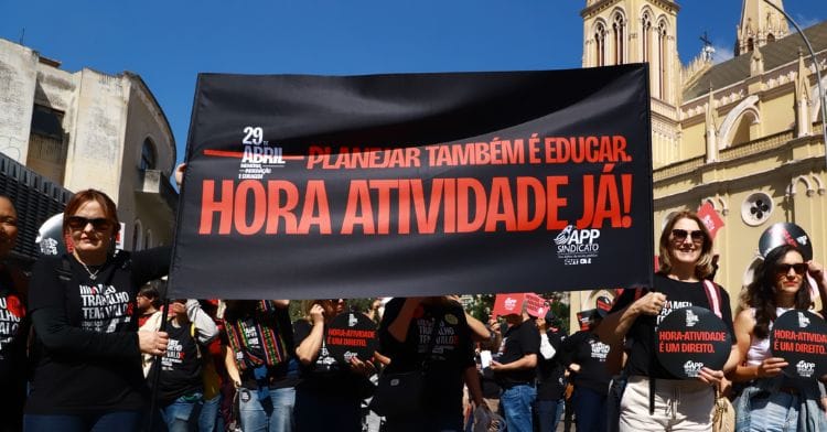 Redução de hora-atividade de professores da rede estadual do PR é ilegal, decide STJ