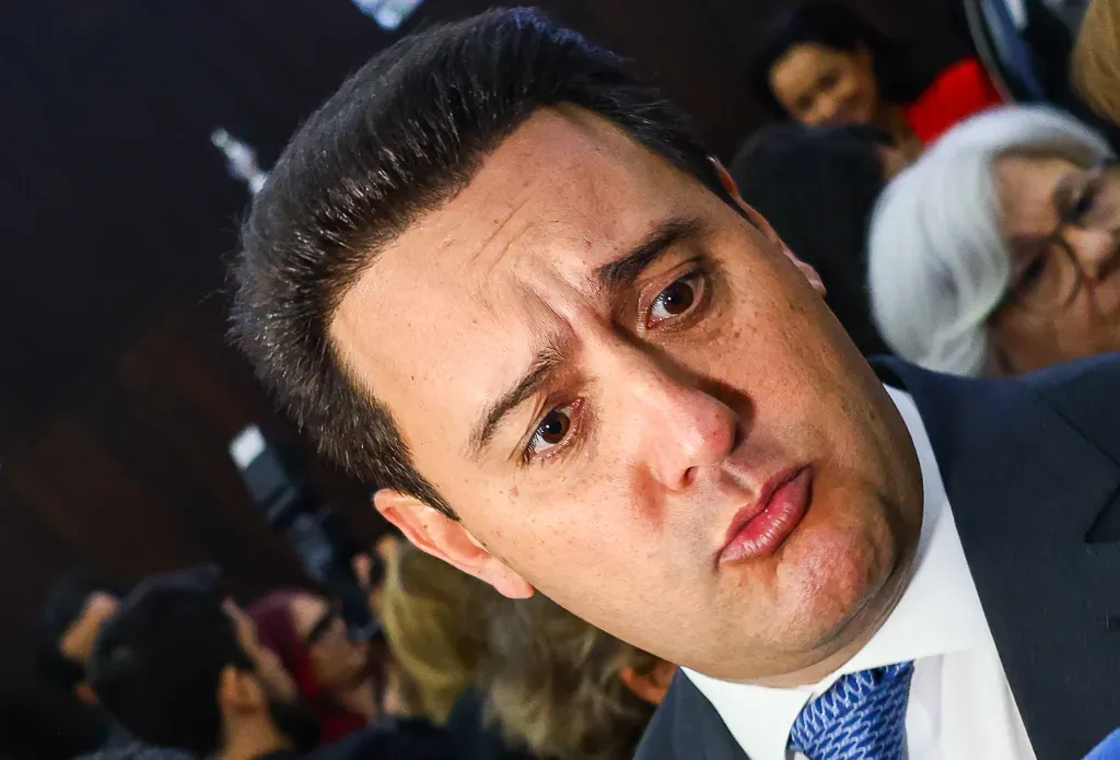 Ratinho tinha três candidatos ao governo. Agora não tem nenhum